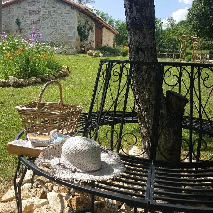 Lpc Dordogne Holidays - Le Petit Coin Lussas-et-Nontronneau Kültér fotó