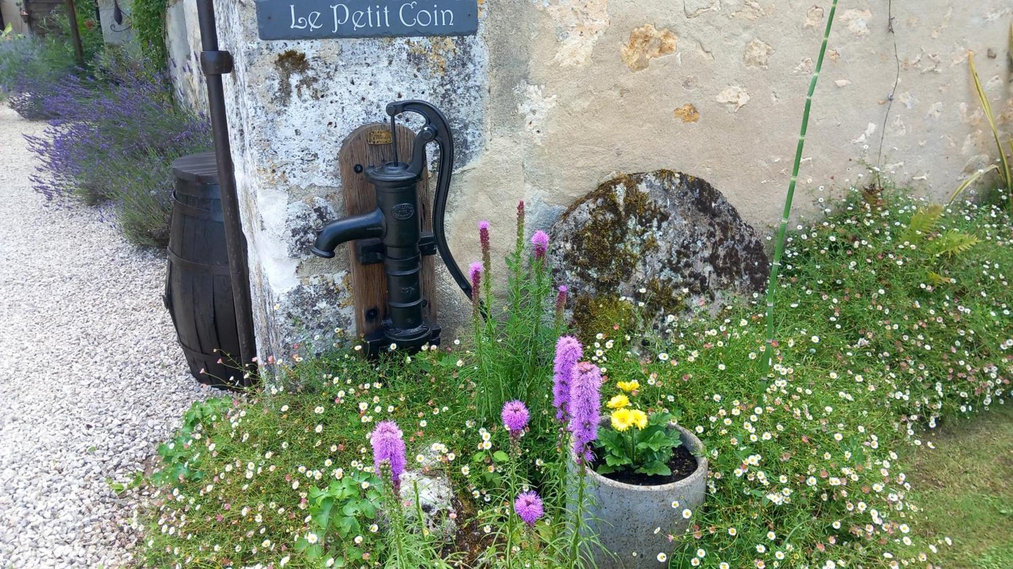 Lpc Dordogne Holidays - Le Petit Coin Lussas-et-Nontronneau Kültér fotó