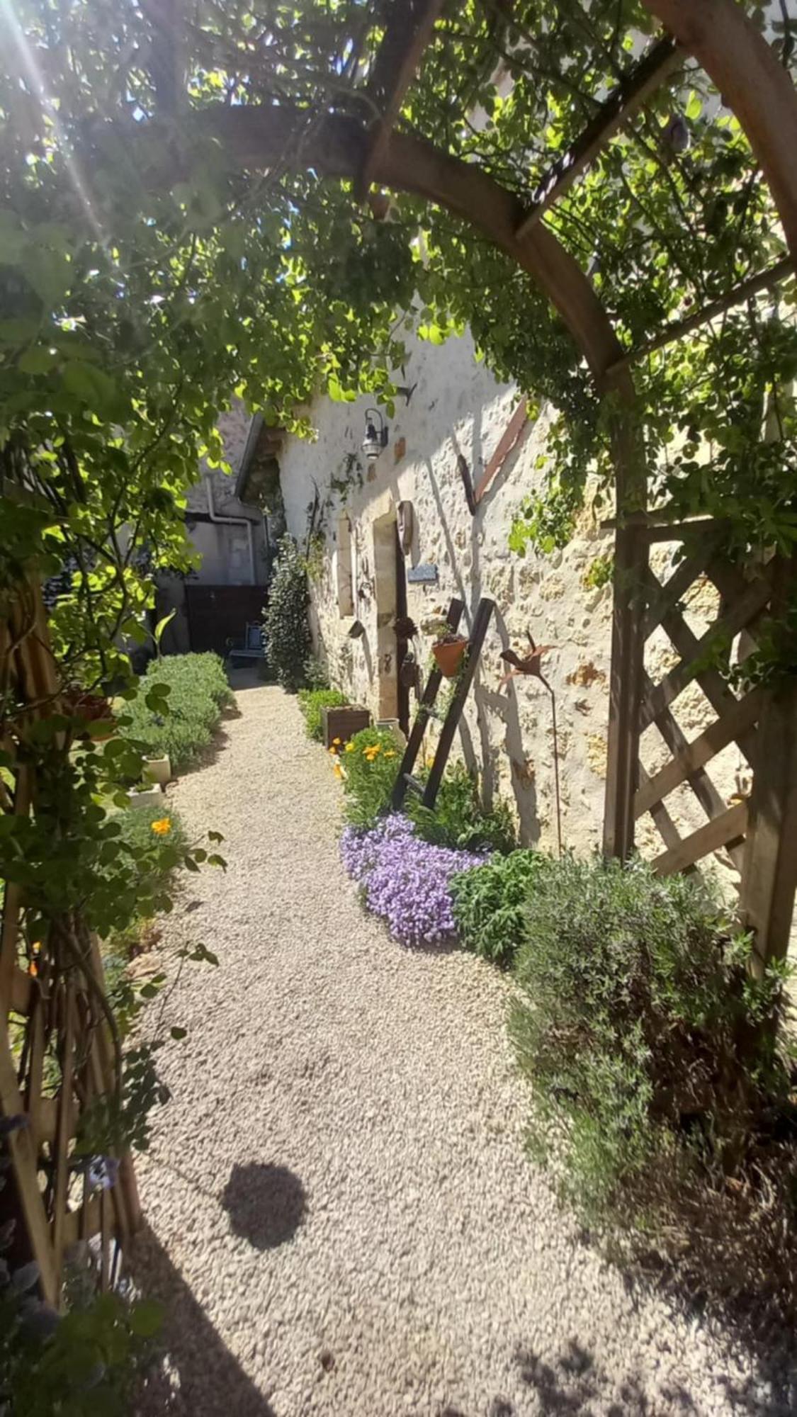 Lpc Dordogne Holidays - Le Petit Coin Lussas-et-Nontronneau Kültér fotó